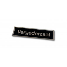 STICKER 165X45 ZWART/ZILVER TEKST "VERGADERZAAL"